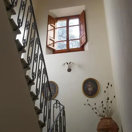 Il Giglio Nel Chianti Holiday home Calzaiolo